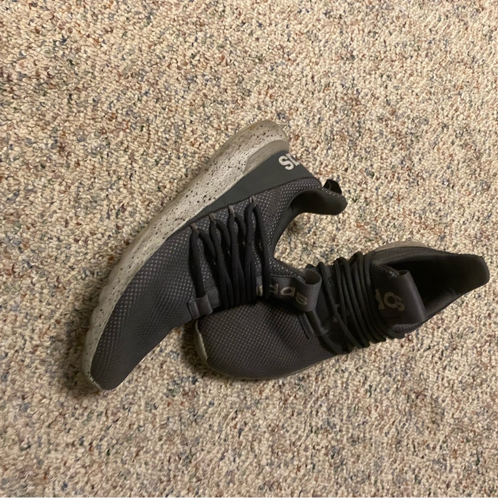 Adidas - Picture 5 of 5